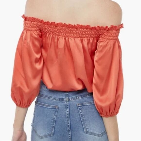 JustFab Printed Off the Shoulder Top - Picture 2 of 7